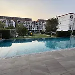 Jira Private Simply Room Near Suvarnabhumi Airport