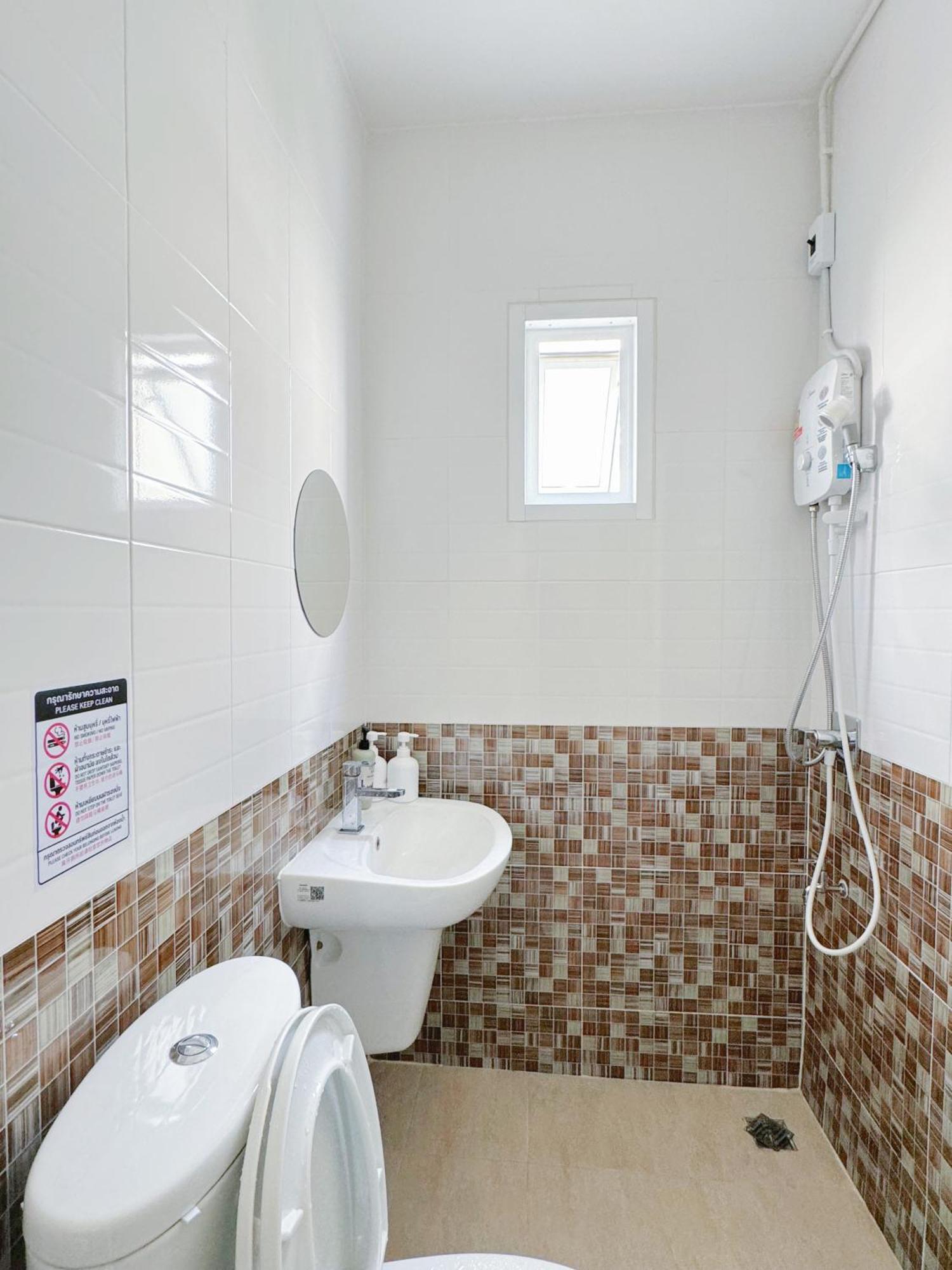 Jira Private Simply Near Suvarnabhumi Airport *